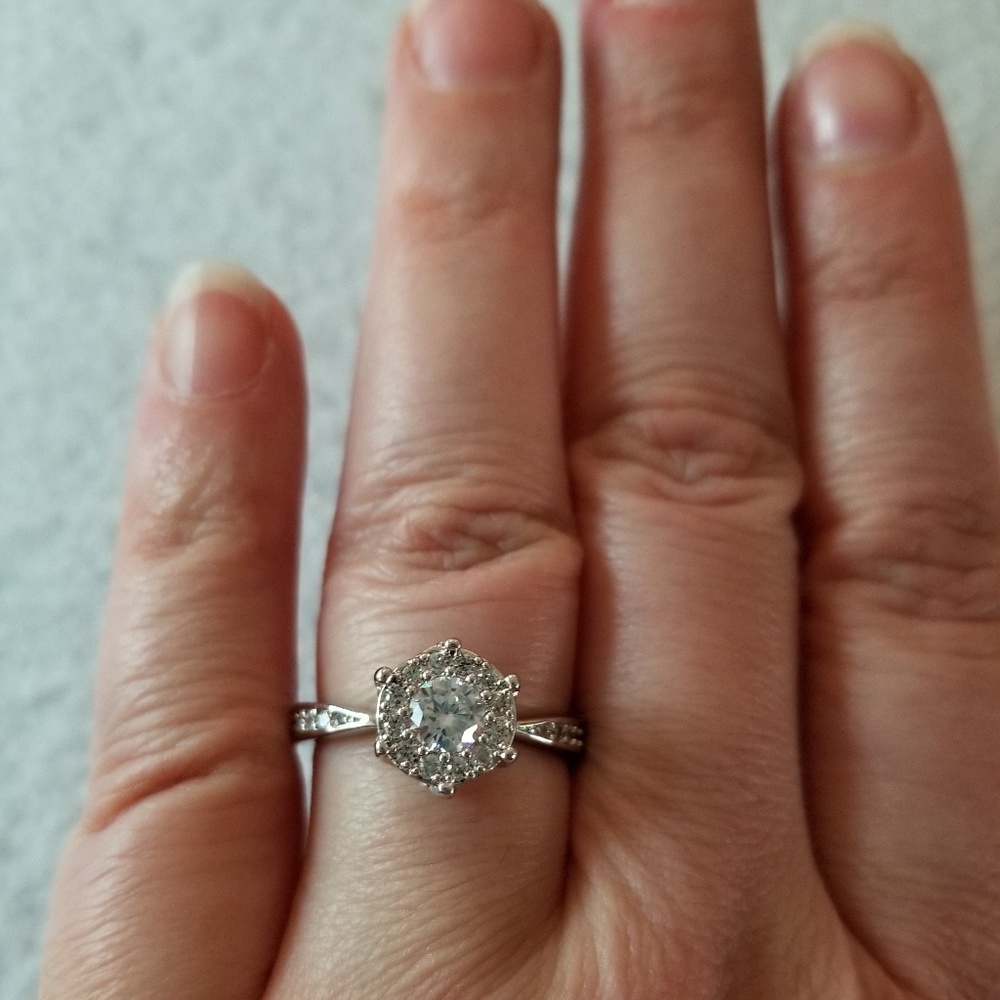 Sterling Illusion Setting Solitaire - Picture 5 of 5